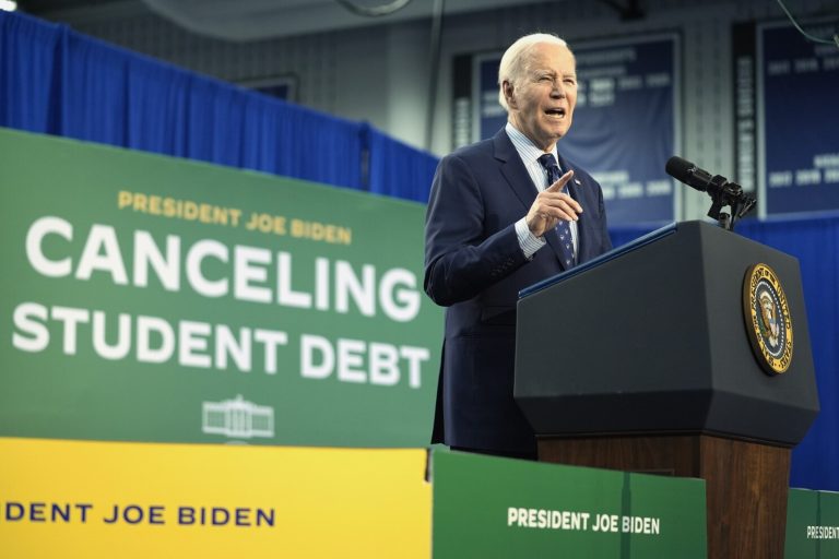 U.S. Appeals Court Blocks Biden’s Student Debt Relief Plan