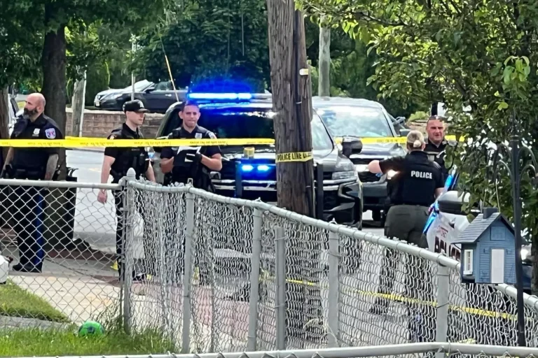 Former NJ State Trooper Kills Ex-Girlfriend and Her New Partner Before Taking His Own Life
